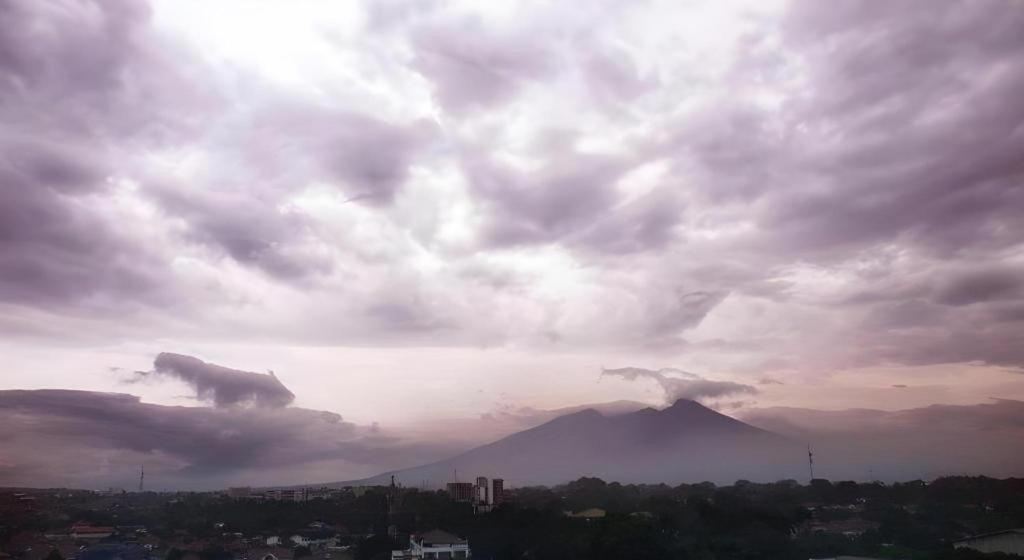 Arch Hotel Bogor Zewnętrze zdjęcie